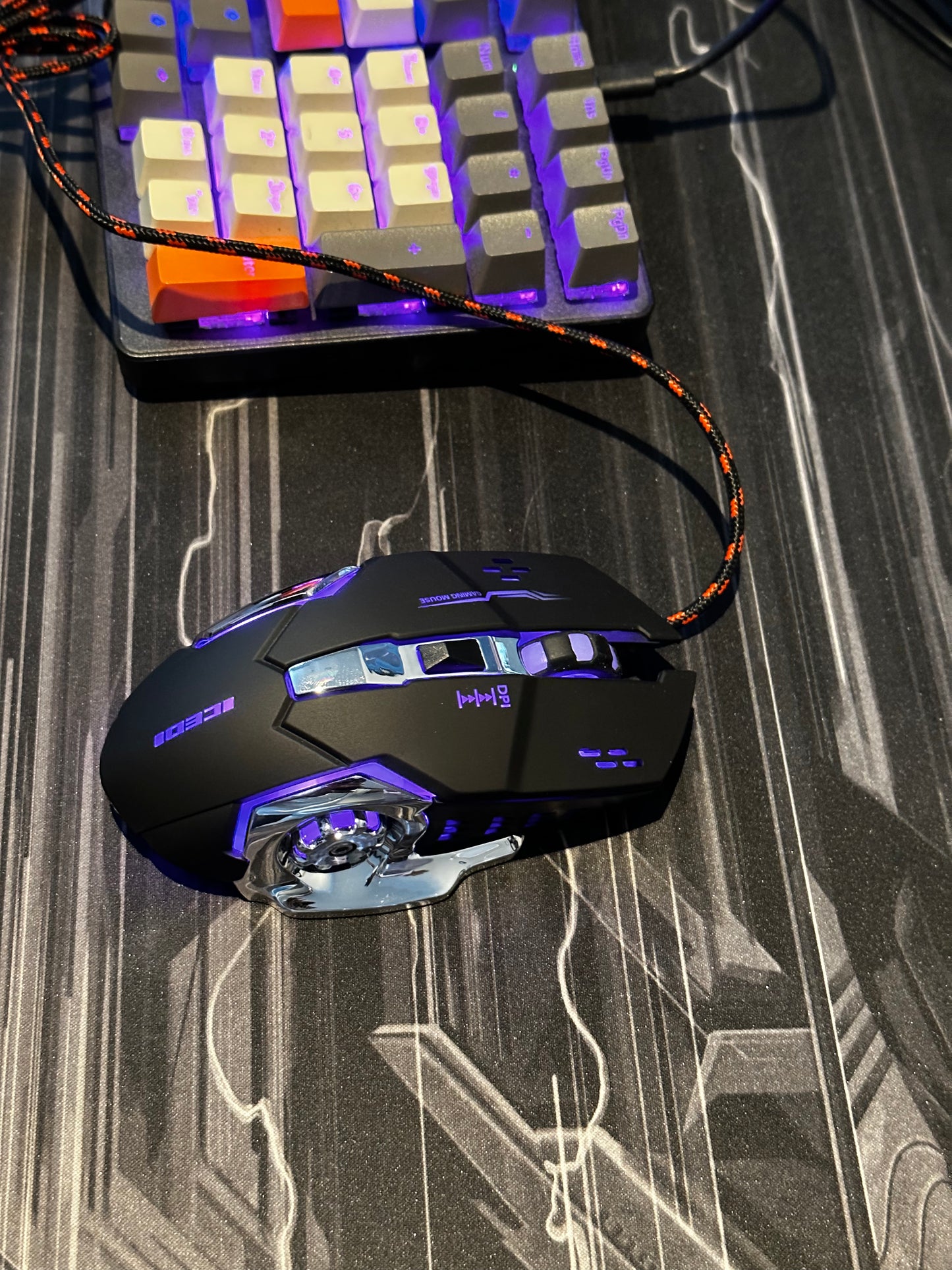 Comfortable Ergonomic 6 Level DPI RGB Gaming Mouse Wheel Design Mechanical like look